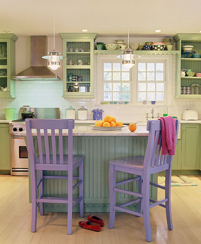 a happy kitchen in the Maine Cottage style