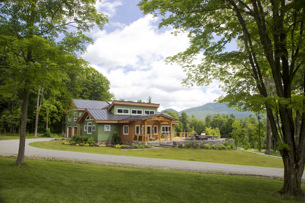 LEED-Certified Timber Frame Home in the Mountains